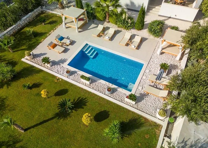 Appartamento Spacious With Jacuzzi *